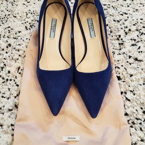Blue suede kitten heel Prada pumps, size 38.5